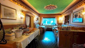 Hotel-Albergo-Pensione - Rocca Pietore